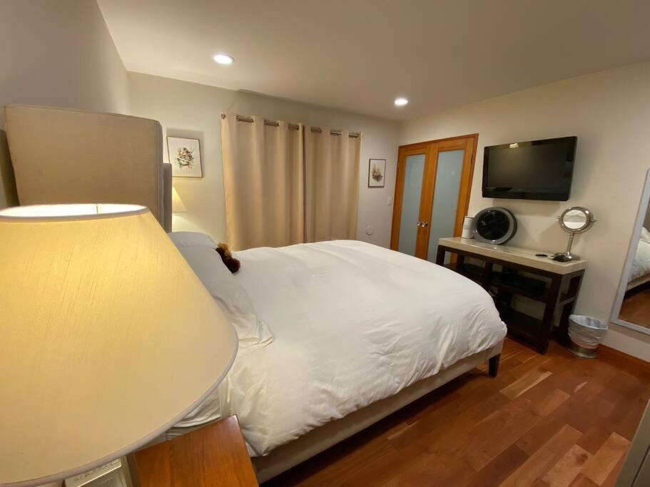 Luxury 1 Bedroom Unit-Walk To Beach -Baby Friendly Los Angeles Exterior photo